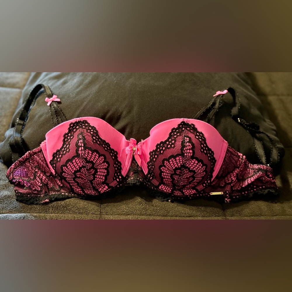 4/$40 La Senza Underwire Push Up Bra Size 32C